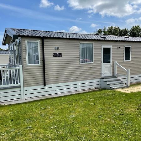 Luxury Caravan Cornwall Sleeps 4 Countryside View St. Austell Eksteriør bilde