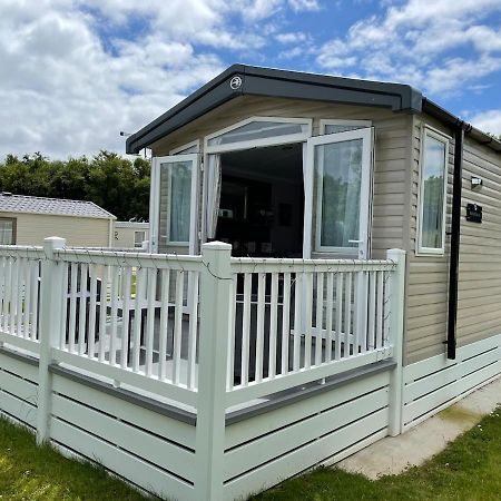 Luxury Caravan Cornwall Sleeps 4 Countryside View St. Austell Eksteriør bilde